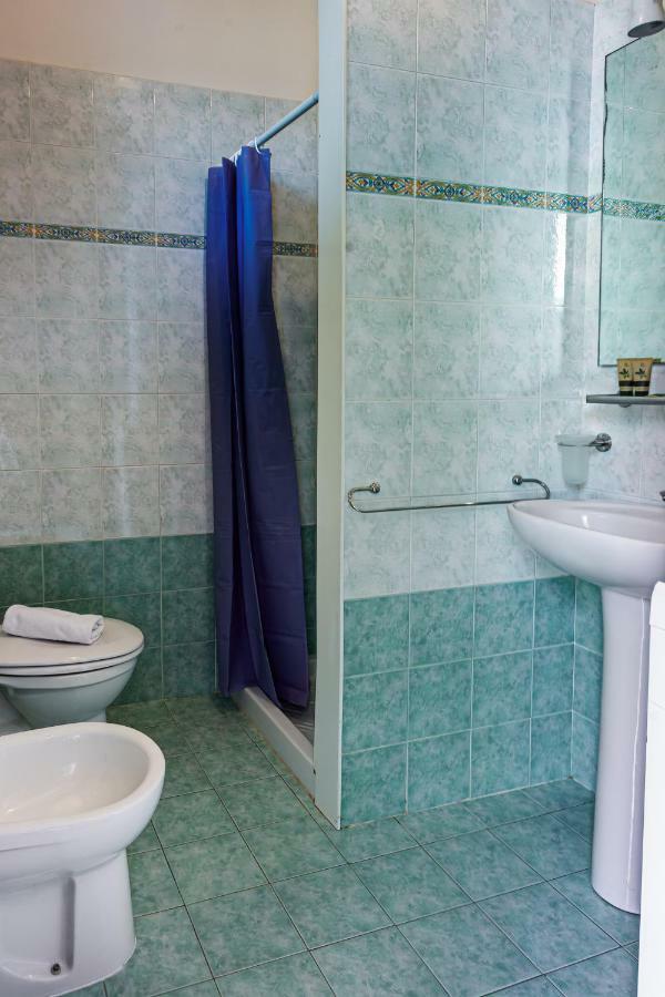 Oleandri Suite Hotel Vada Εξωτερικό φωτογραφία